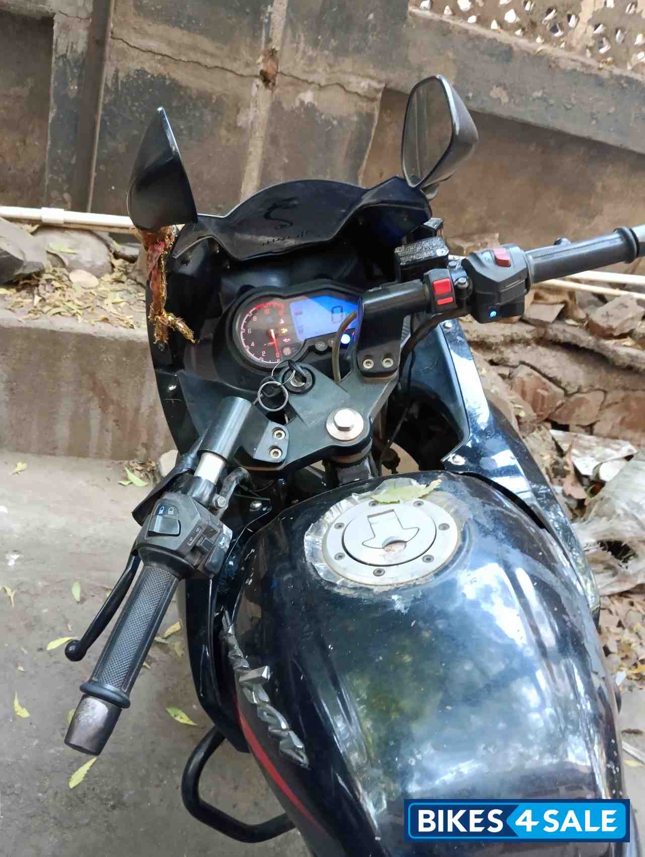 Bajaj Pulsar 200 DTSi