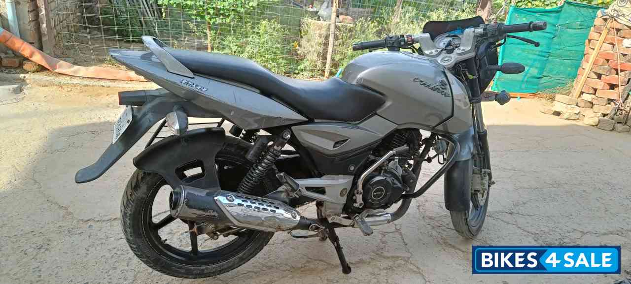 Bajaj Pulsar 150