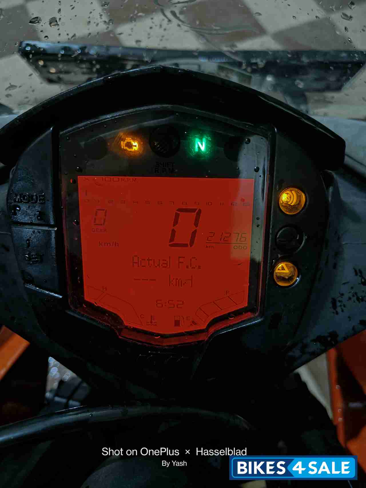 Ebony Black KTM RC 390