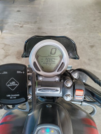 Bajaj Avenger Street 220