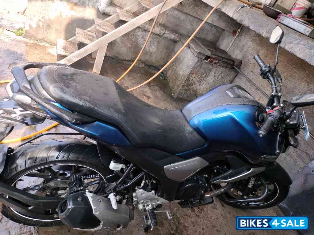 Yamaha FZ-S