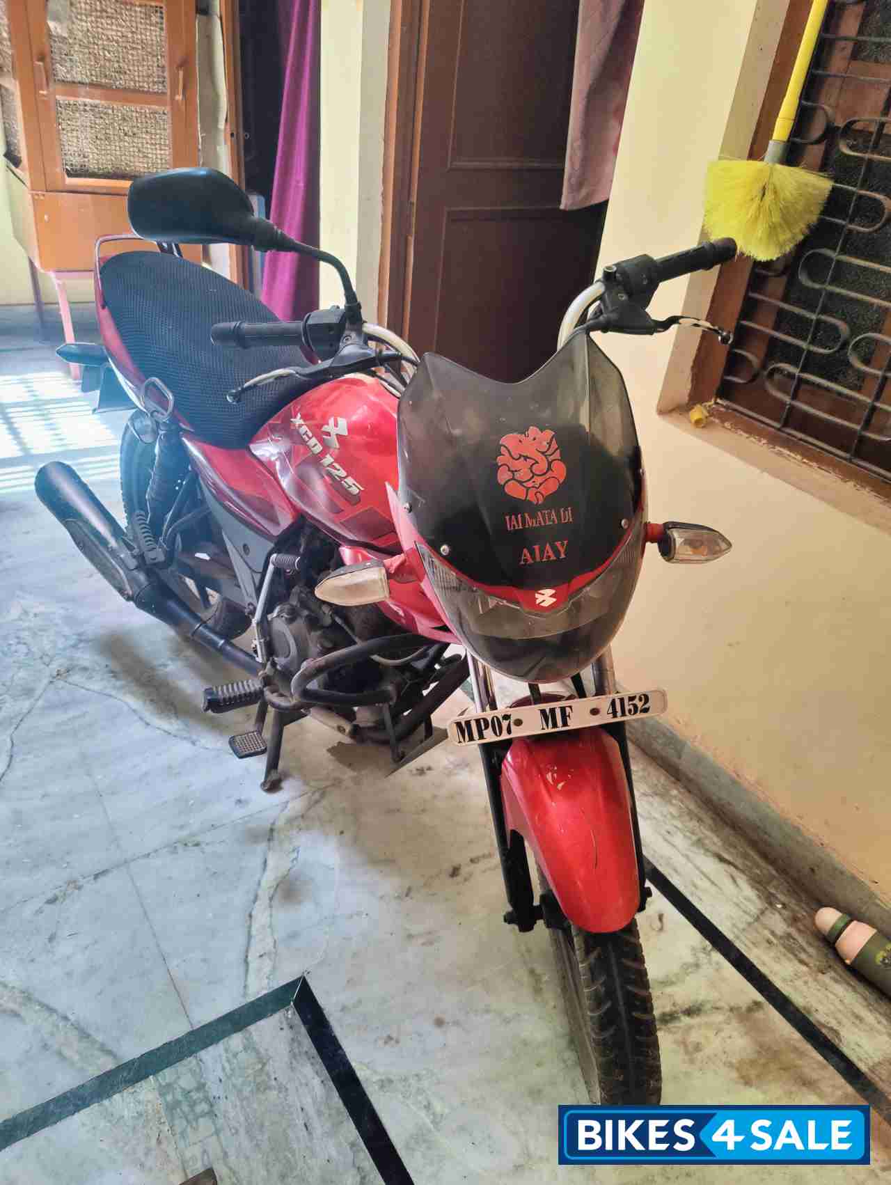 Bajaj XCD 125 DTS-Si