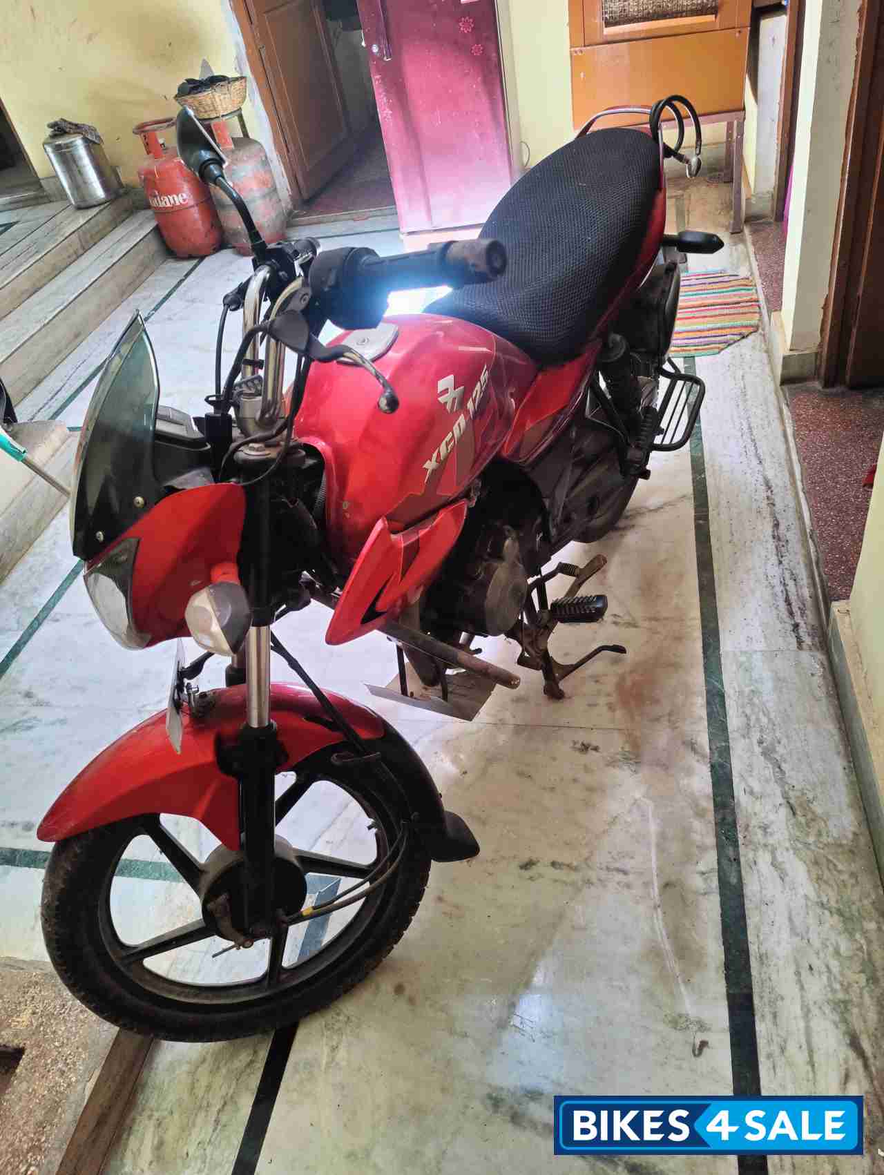 Bajaj XCD 125 DTS-Si Bajaj XCD 125 DTS-Si