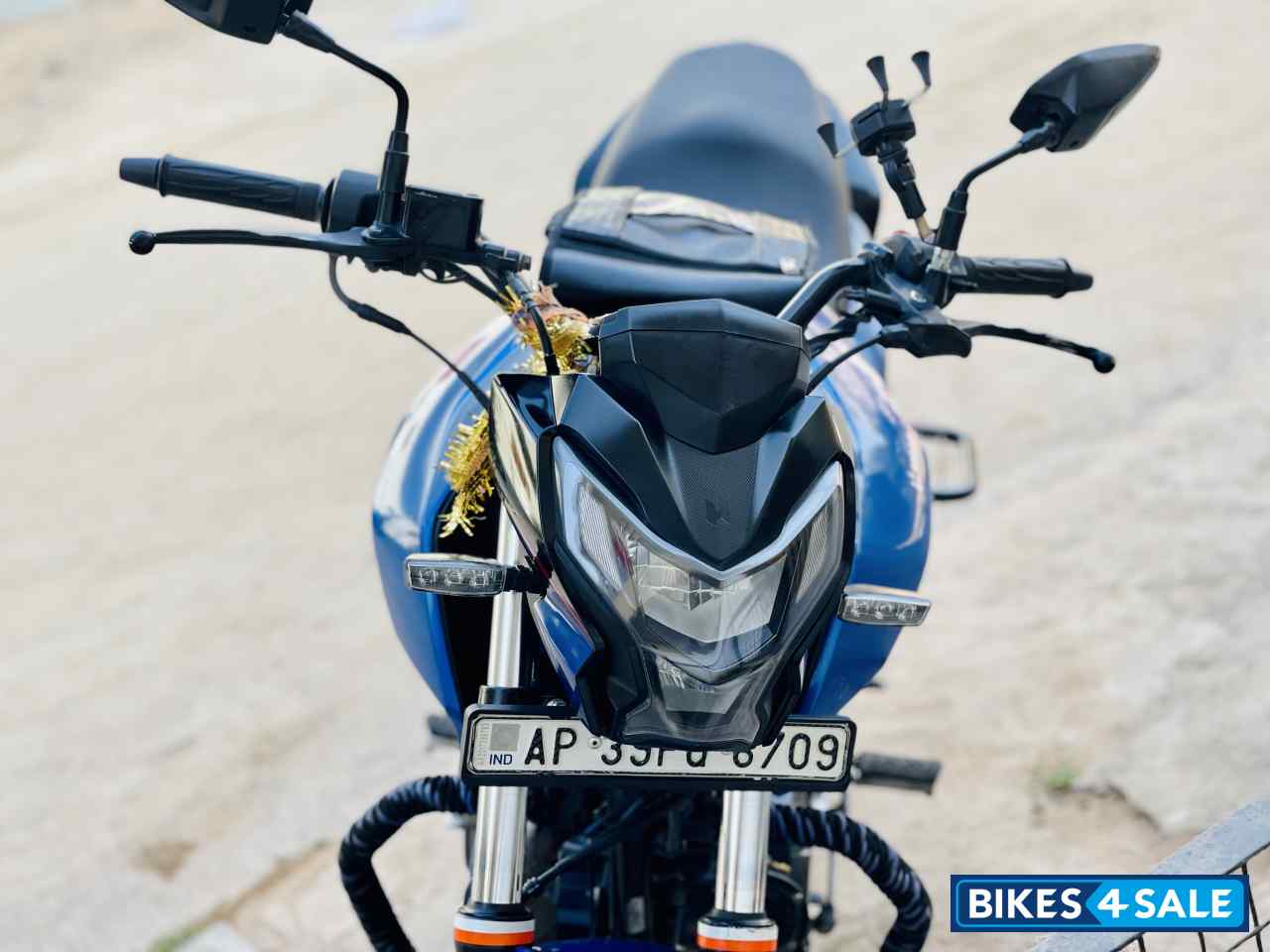 Blue Hero Xtreme 160R BS6