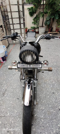 Black Royal Enfield Bullet 350