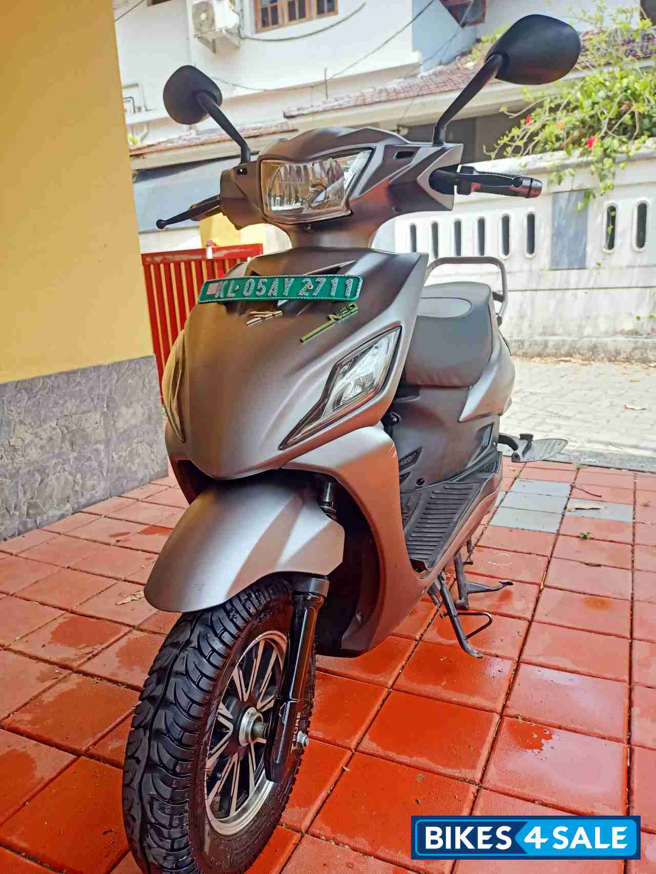 Matte Grey Pure EV Etrance Neo