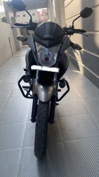 Gray Honda Unicorn Dazzler