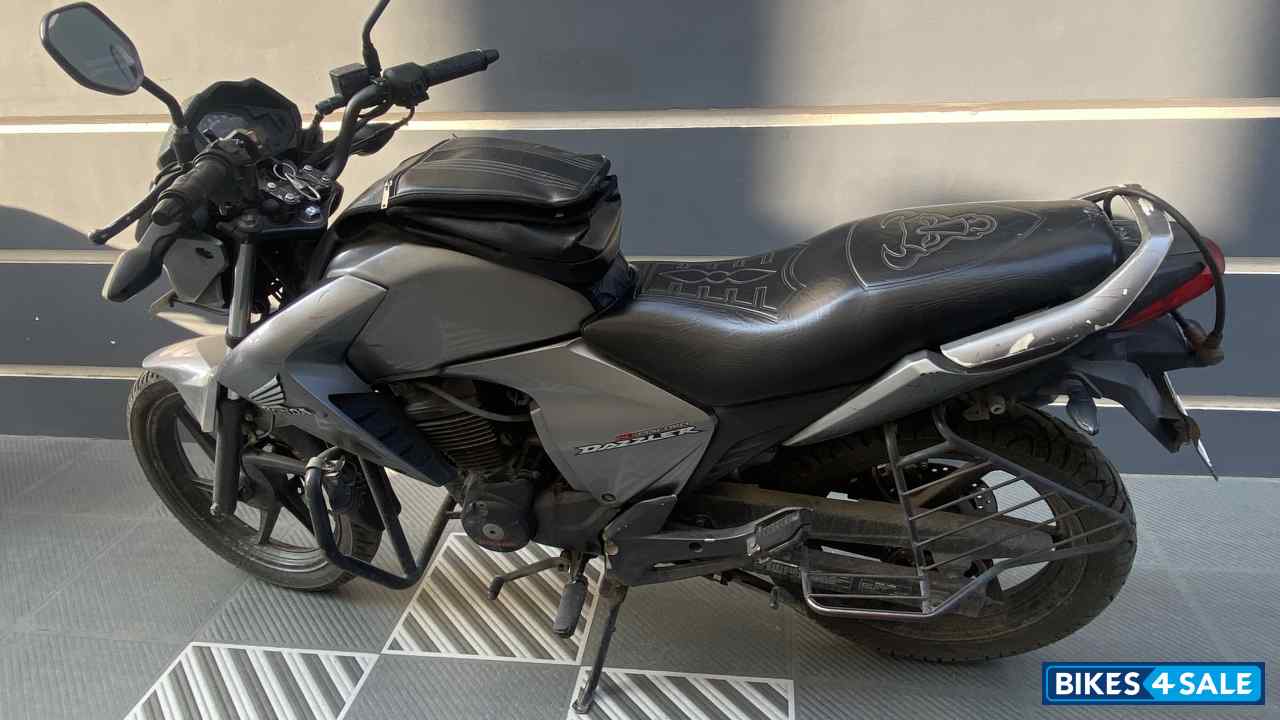 Gray Honda Unicorn Dazzler