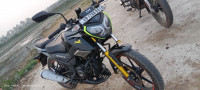 Black TVS Raider 125
