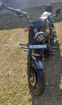 Hunter Green Yezdi Roadster Dual Tone