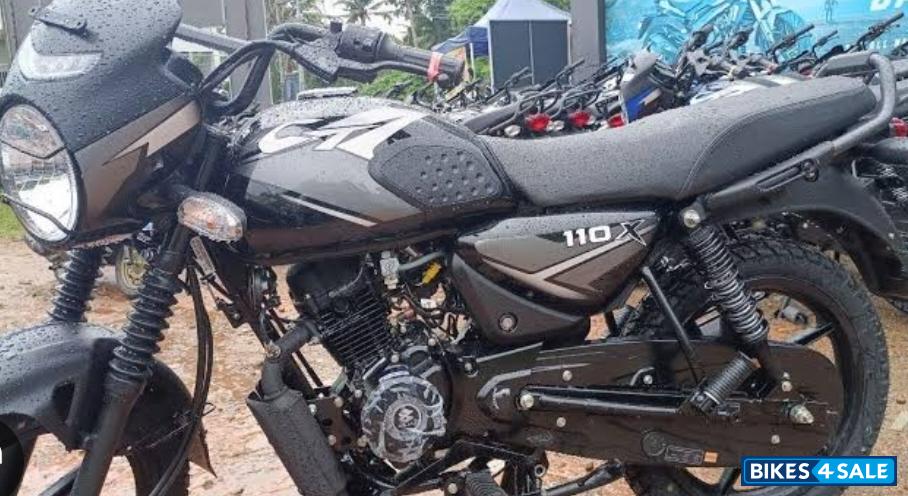Black Silver Bajaj CT110X