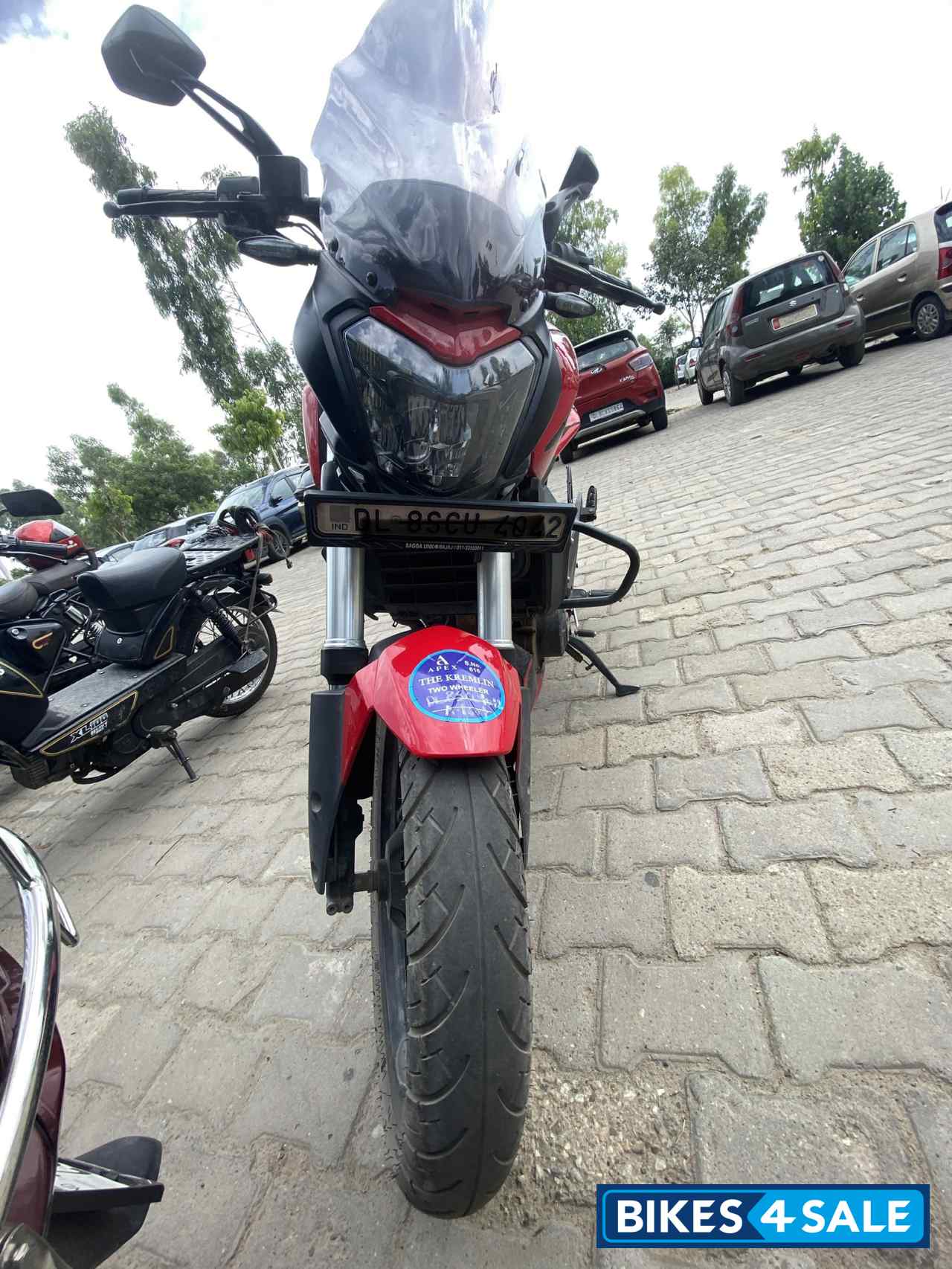 Bajaj Dominar 250