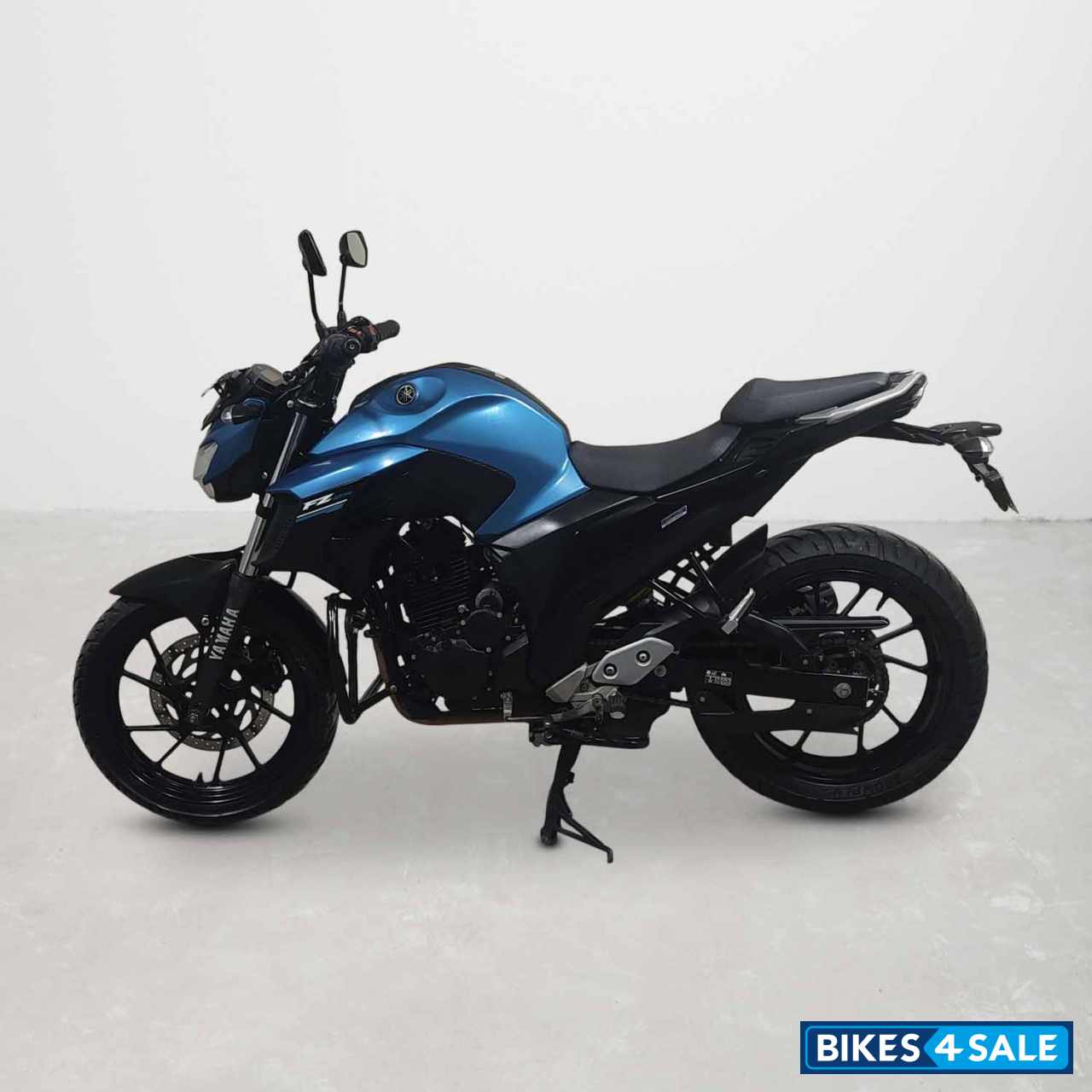 Yamaha FZ25