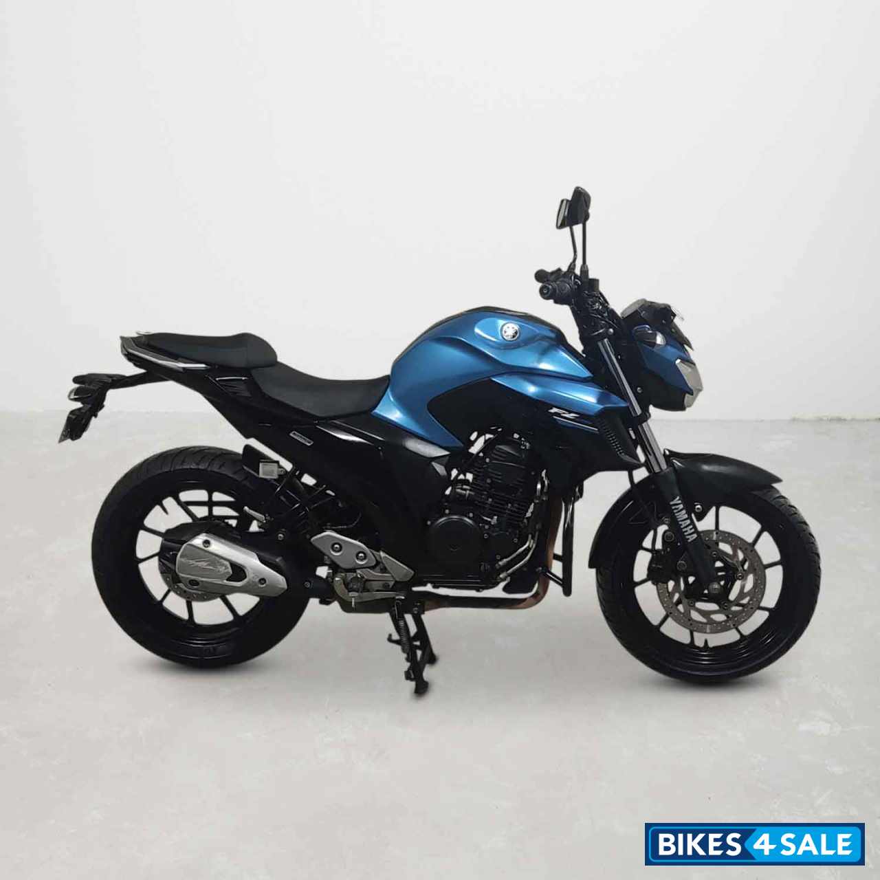 Yamaha FZ25
