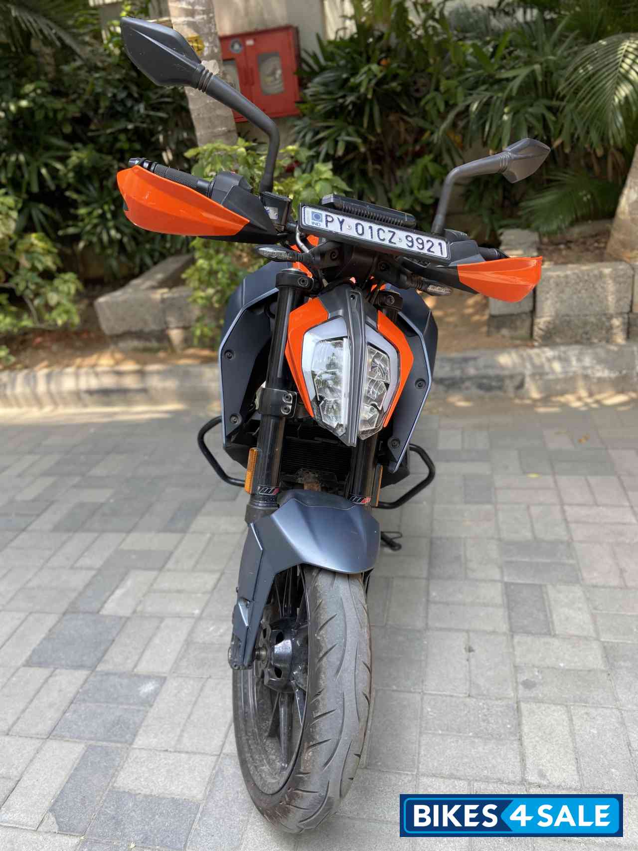 Liquid Metal KTM Duke 390 2022
