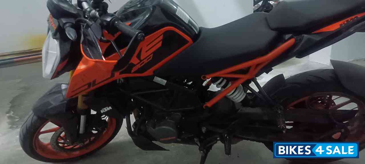KTM Duke 200