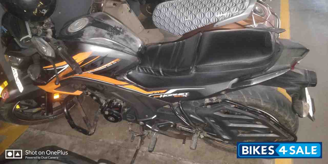 Honda CB Hornet 160R ABS