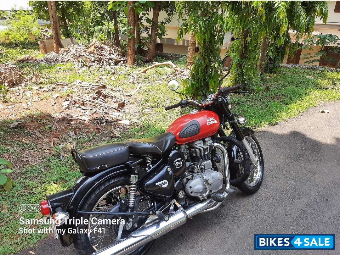 Royal Enfield Classic 350 Redditch Red