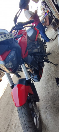 Red Bajaj Dominar 250