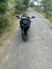 Black Yamaha YZF R15 V3 BS6