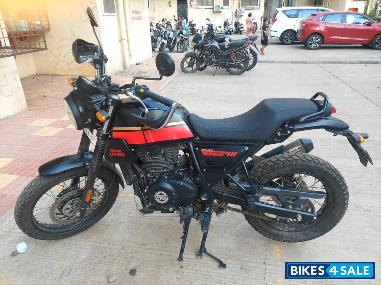 Blazing Black Royal Enfield Scram 411