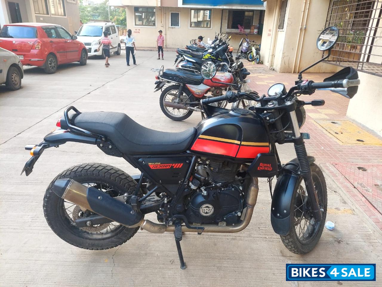 Blazing Black Royal Enfield Scram 411