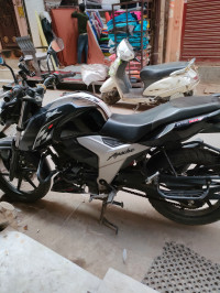 TVS Apache RTR 160 4V