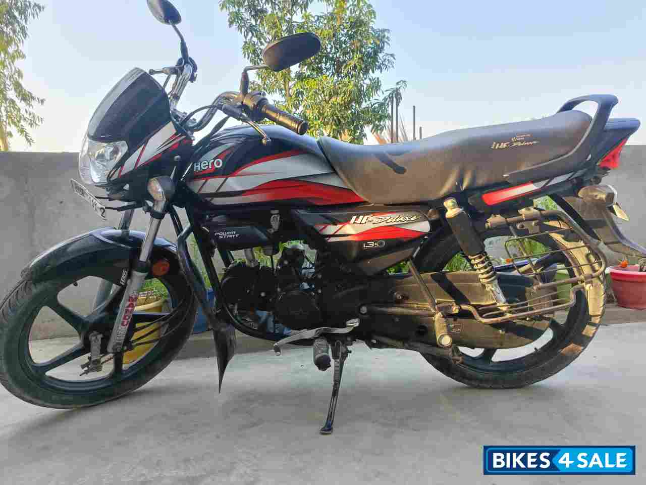 Red And Black Hero CD Deluxe