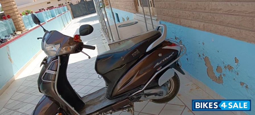 Purple Honda Activa 4G