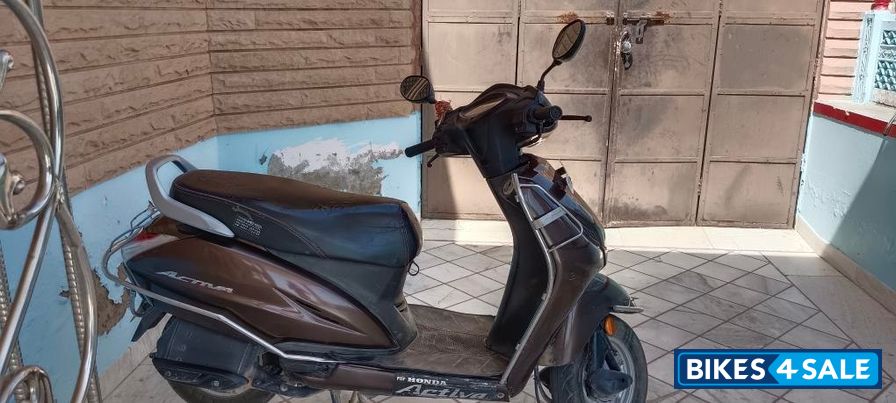 Purple Honda Activa 4G