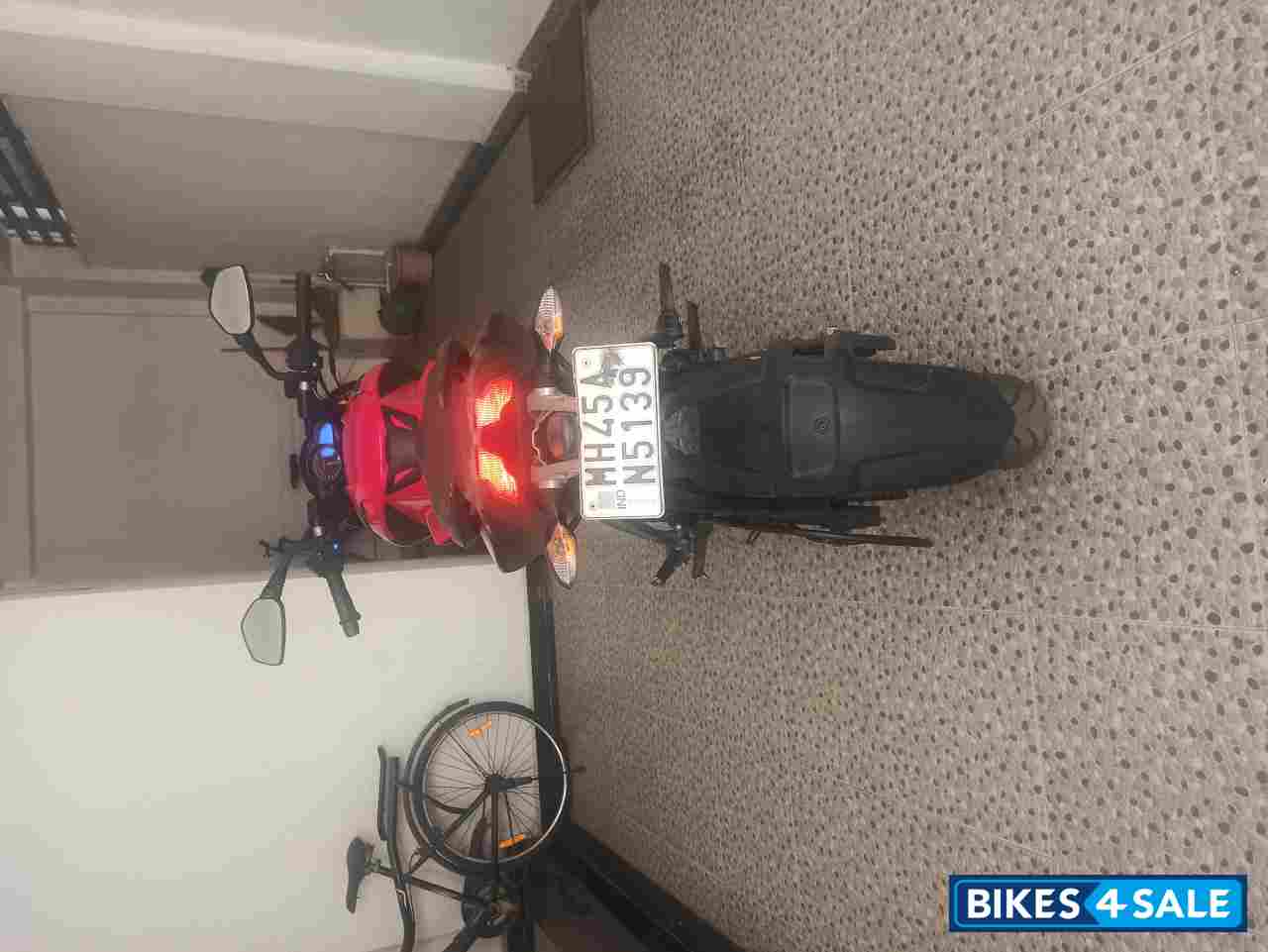 Red, Black Bajaj Pulsar NS200 Red, Black Bajaj Pulsar NS200