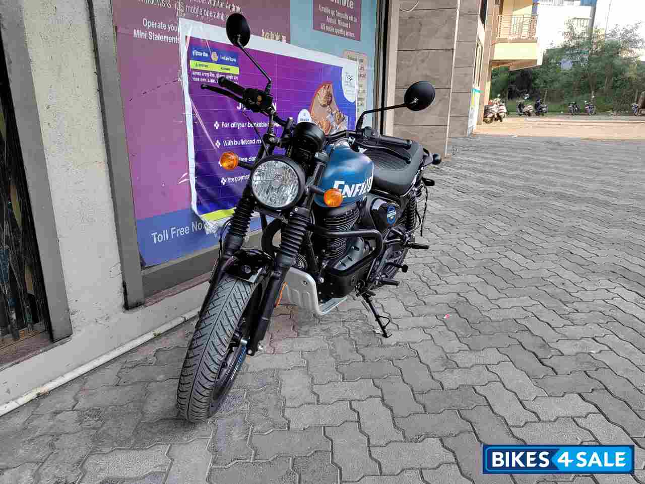 Royal Enfield Hunter 350 Retro