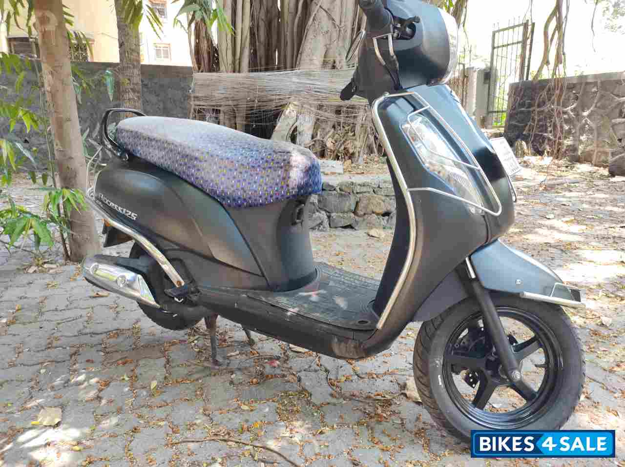 Black Suzuki Access 125 Special Edition BS6 Black Suzuki Access 125 Special Edition BS6