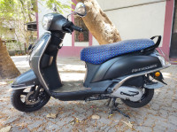 Black Suzuki Access 125 Special Edition BS6