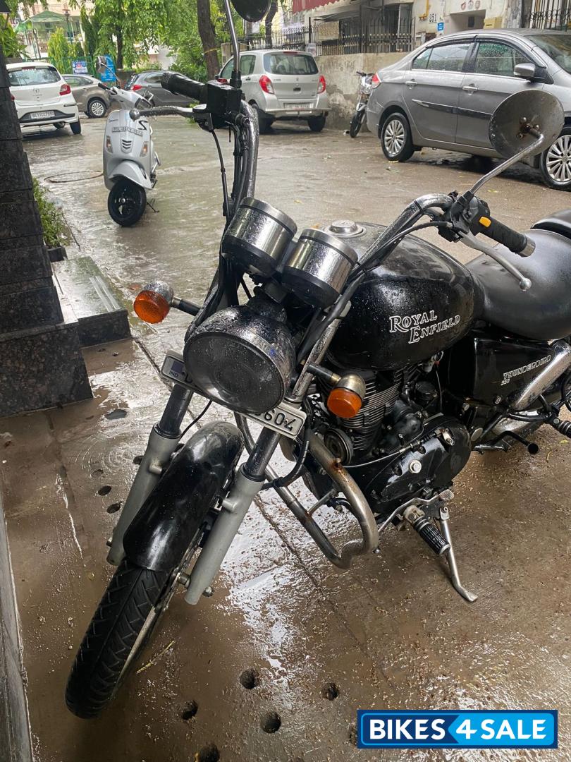 Royal Enfield Thunderbird 350 Royal Enfield Thunderbird 350