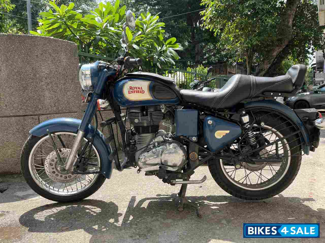 Blue Lagoon Royal Enfield Classic 350