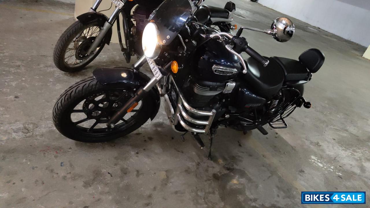 Stellar Blue Royal Enfield Meteor 350