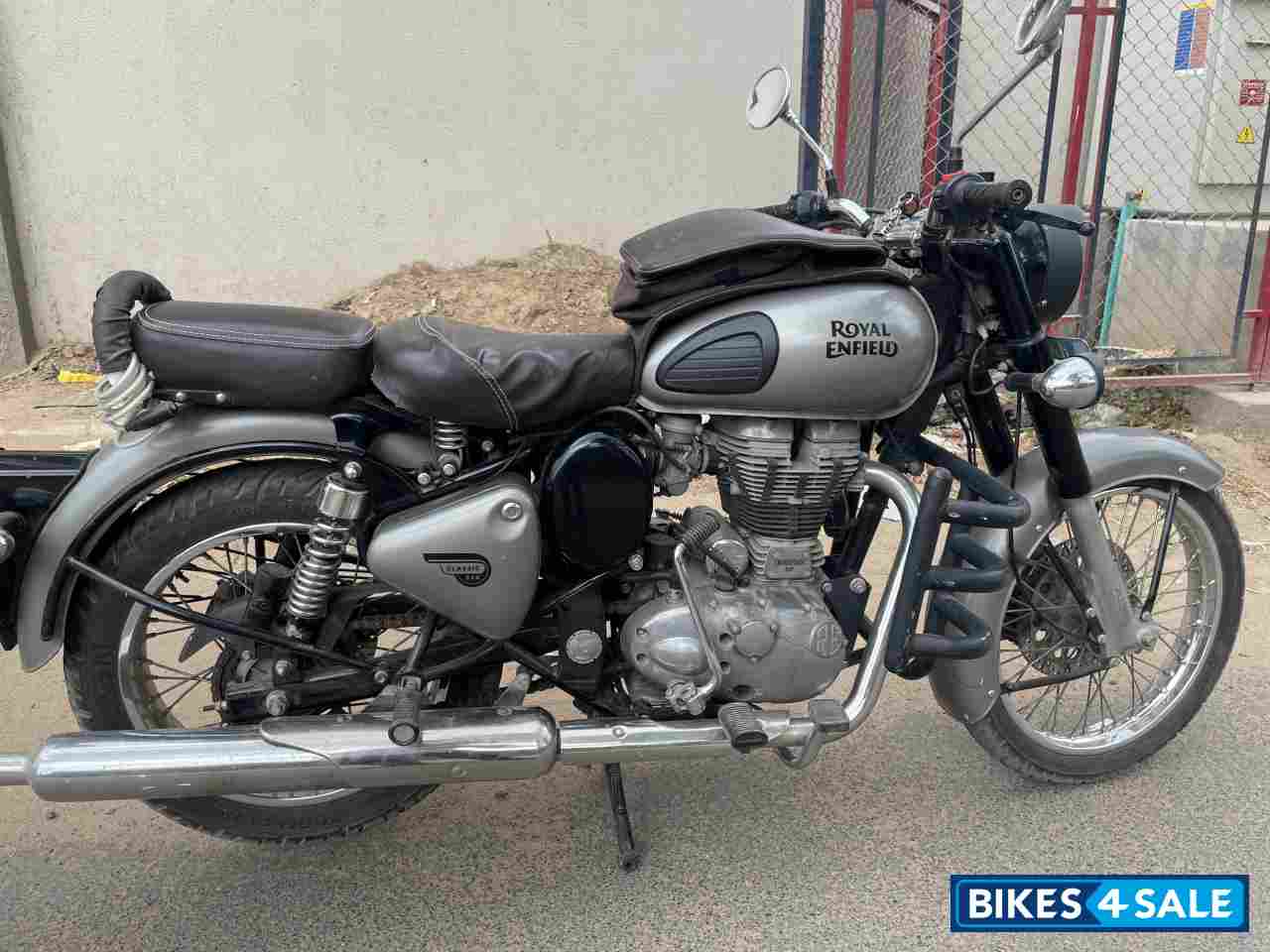 Royal Enfield Classic Gunmetal Grey