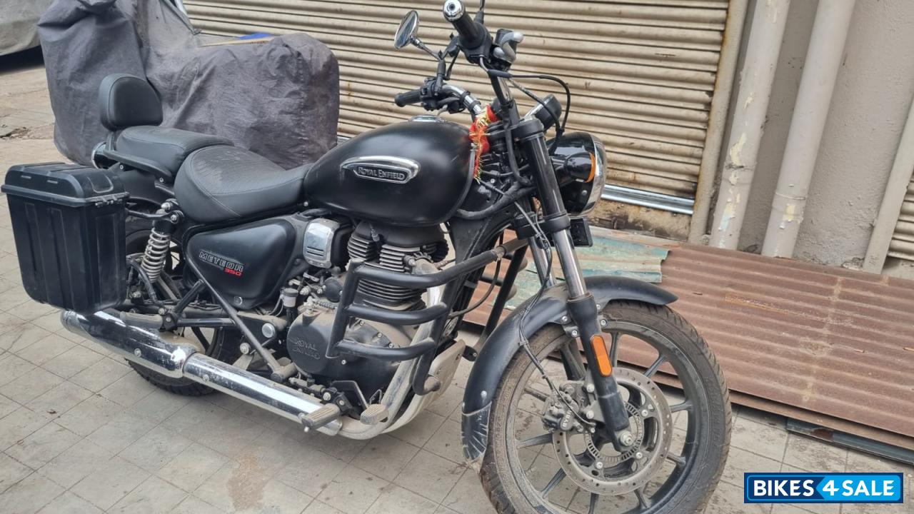 Royal Enfield Meteor 350 Stellar