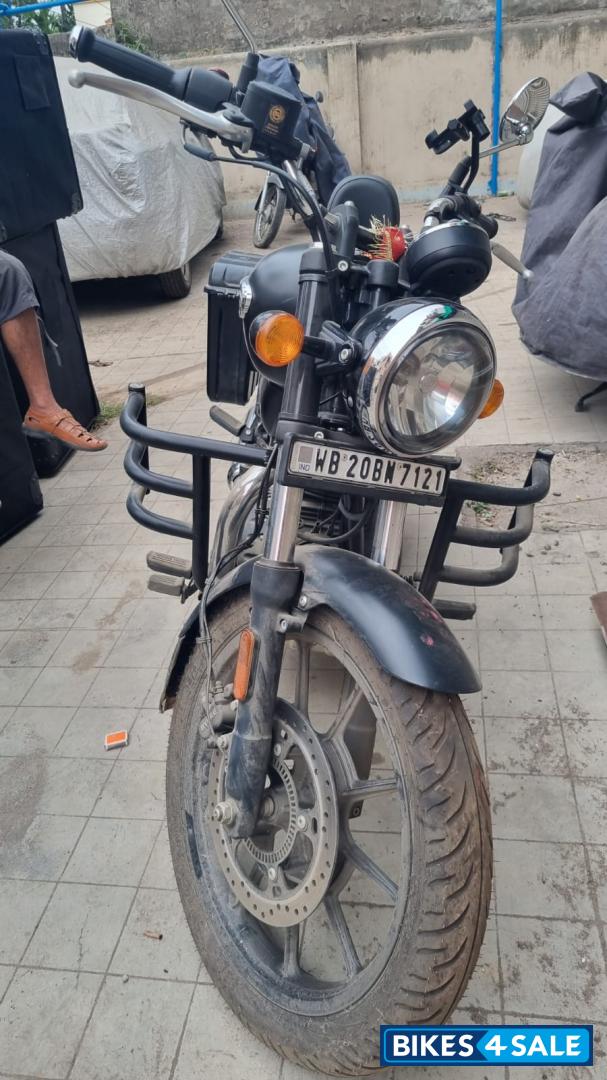 Royal Enfield Meteor 350 Stellar