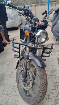 Royal Enfield Meteor 350 Stellar