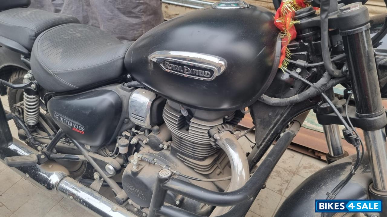 Royal Enfield Meteor 350 Stellar