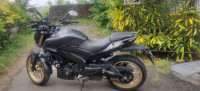 Black Bajaj Dominar 400 ABS BS6