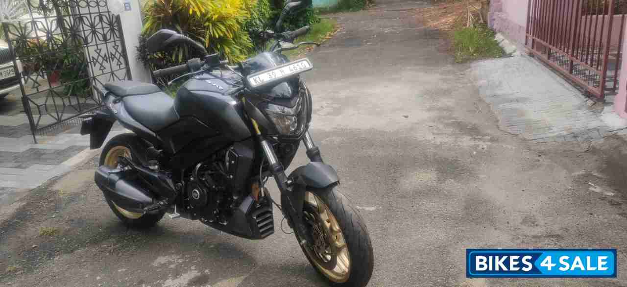 Black Bajaj Dominar 400 ABS BS6