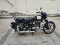 Royal Enfield Classic 500