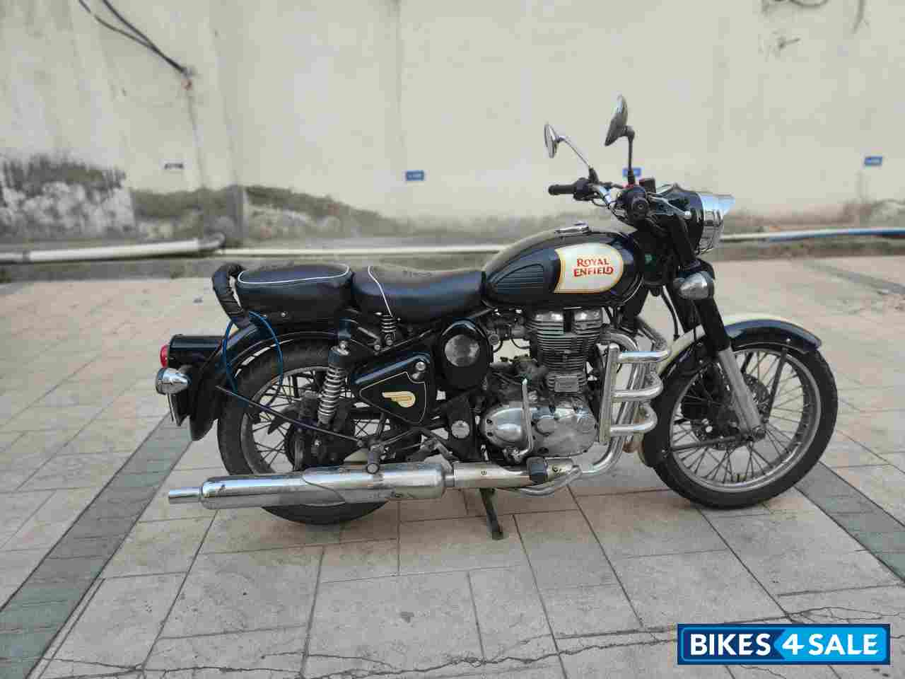 Royal Enfield Classic 500