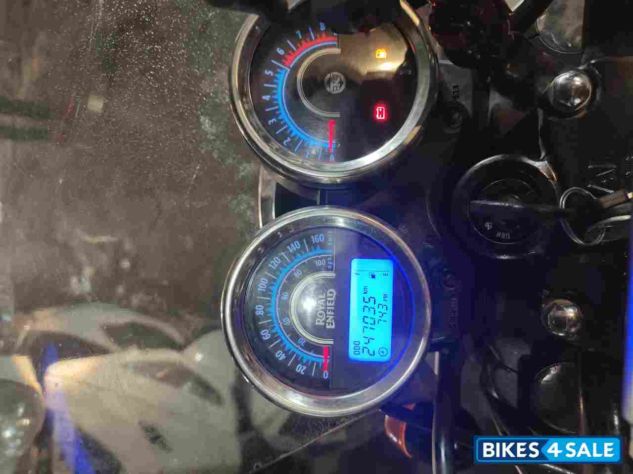 Red Royal Enfield Thunderbird X 350