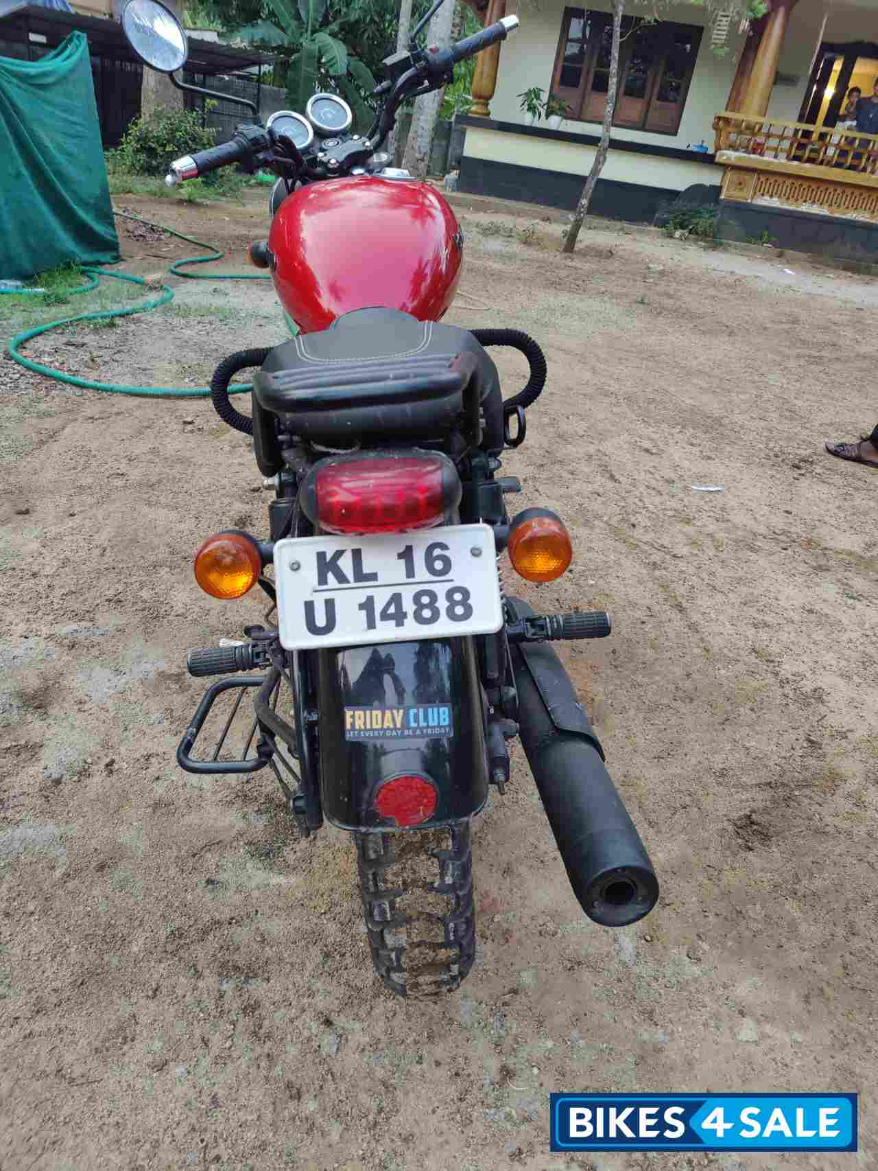 Red Royal Enfield Thunderbird X 350