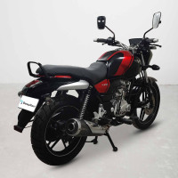 Bajaj V15