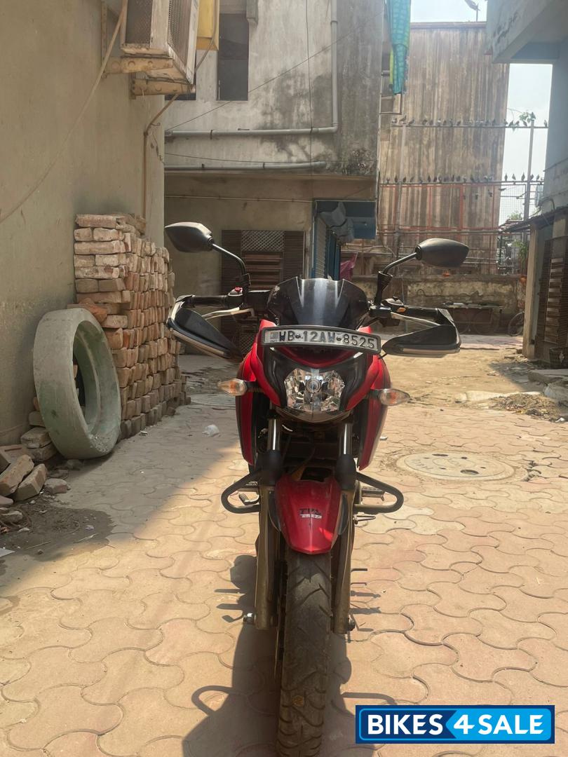 TVS Apache RTR 200 4V